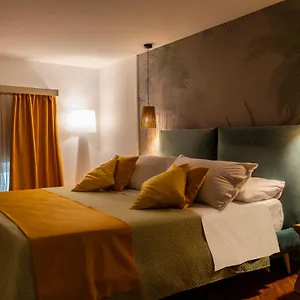 tworoomschiaia37.hotels-amalfi.com/