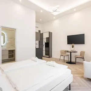 K51 - Kiraly Boutique - Location By Bqa Budapest